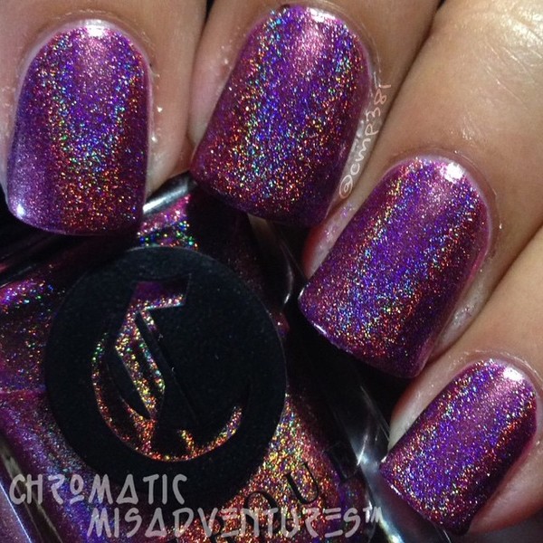 Nail polish swatch / manicure of shade Cirque Colors Sommelier