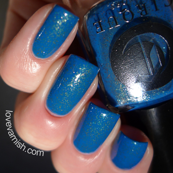Nail polish swatch / manicure of shade Cirque Colors Qi