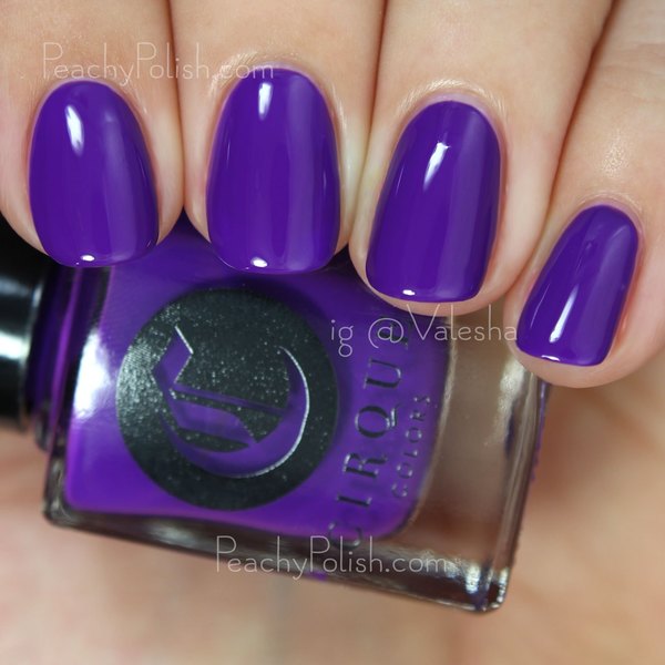 Nail polish swatch / manicure of shade Cirque Colors Lean