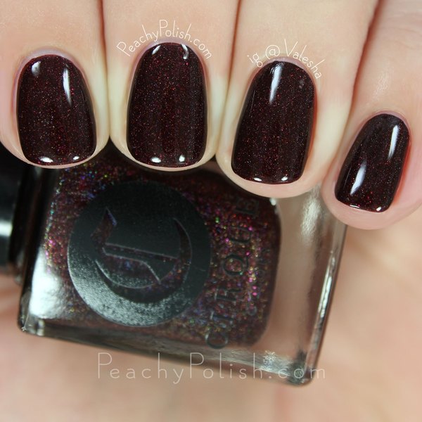 Nail polish swatch / manicure of shade Cirque Colors Orporto