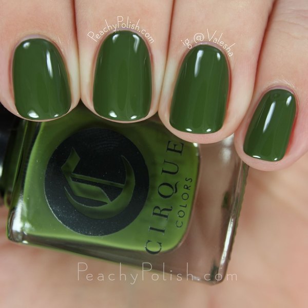 Nail polish swatch / manicure of shade Cirque Colors El Capitan