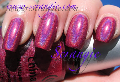 Nail polish swatch / manicure of shade China Glaze QT
