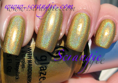 Nail polish swatch / manicure of shade China Glaze GR8