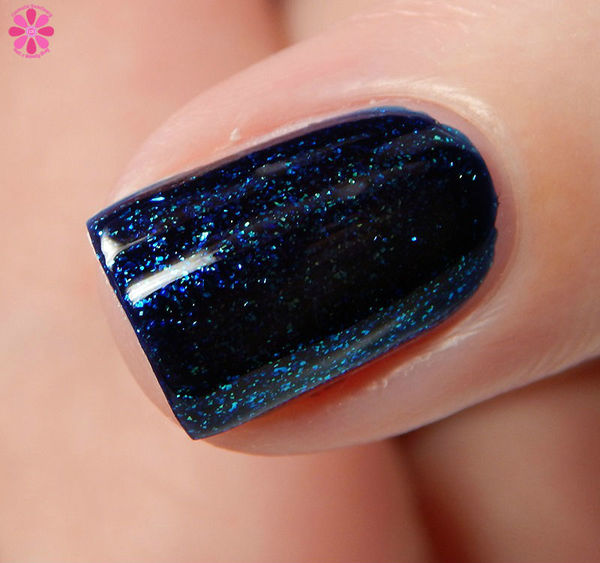 Nail polish swatch / manicure of shade China Glaze Blue-Ya!