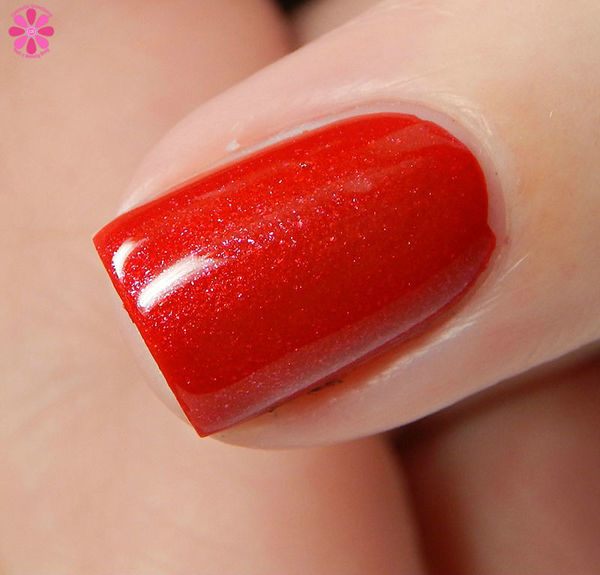 Nail polish swatch / manicure of shade China Glaze Y’all Red-y For This
