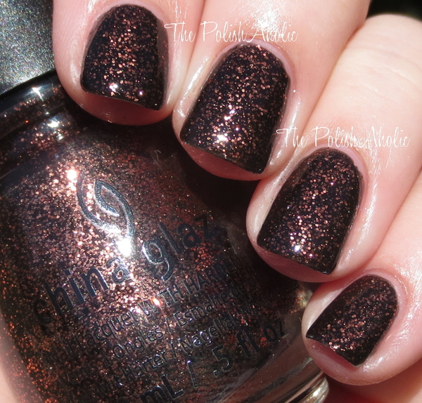 Nail polish swatch / manicure of shade China Glaze Getting To Gnaw You