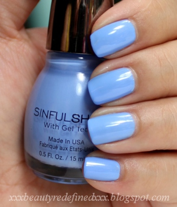 Nail polish swatch / manicure of shade Sinful Colors Alfresco