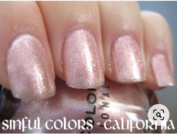 Nail polish swatch / manicure of shade Sinful Colors California