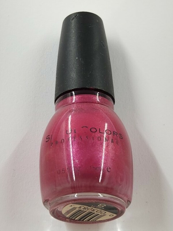 Nail polish swatch / manicure of shade Sinful Colors Celia