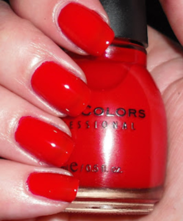 Nail polish swatch / manicure of shade Sinful Colors Gogo Girl