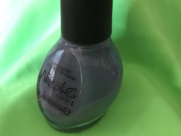 Nail polish swatch / manicure of shade Nicole by OPI Back to Reality TV