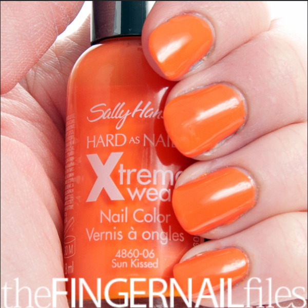 Nail polish swatch / manicure of shade Sally Hansen Sun Kissed