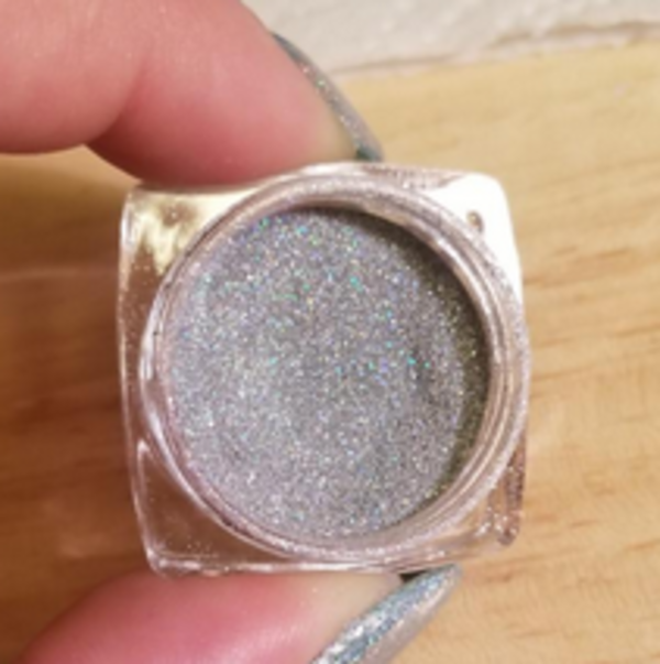 Nail polish swatch / manicure of shade PrettyDiva Holographic Nail Powder