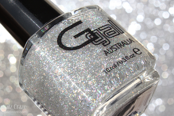 Nail polish swatch / manicure of shade Glitter Gal Galaxy Holo Top Coat