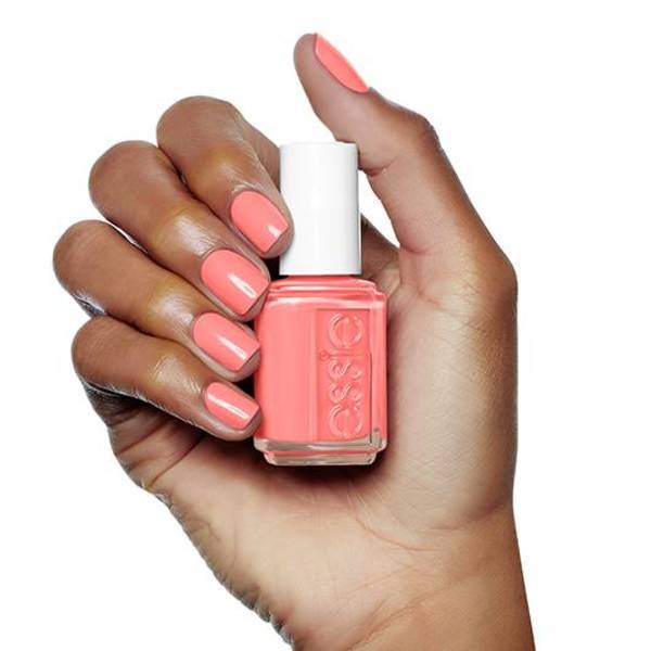 Nail polish swatch / manicure of shade essie Peach Side Babe