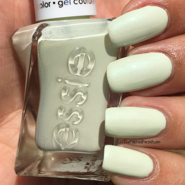Nail polish swatch / manicure of shade essie Zip Me Up