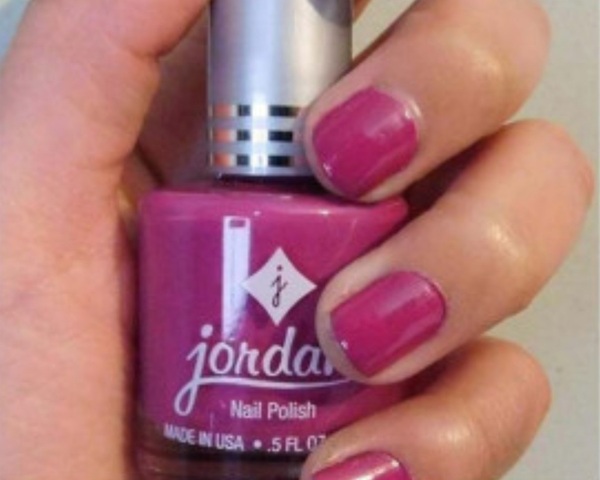 Nail polish swatch / manicure of shade Jordana Plumberry