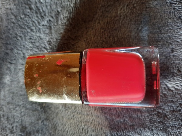Nail polish swatch / manicure of shade L.A. Colors Possibilities