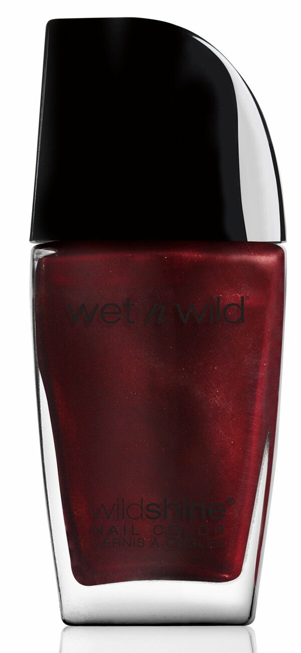 Nail polish swatch / manicure of shade wet n wild Burgundy Frost