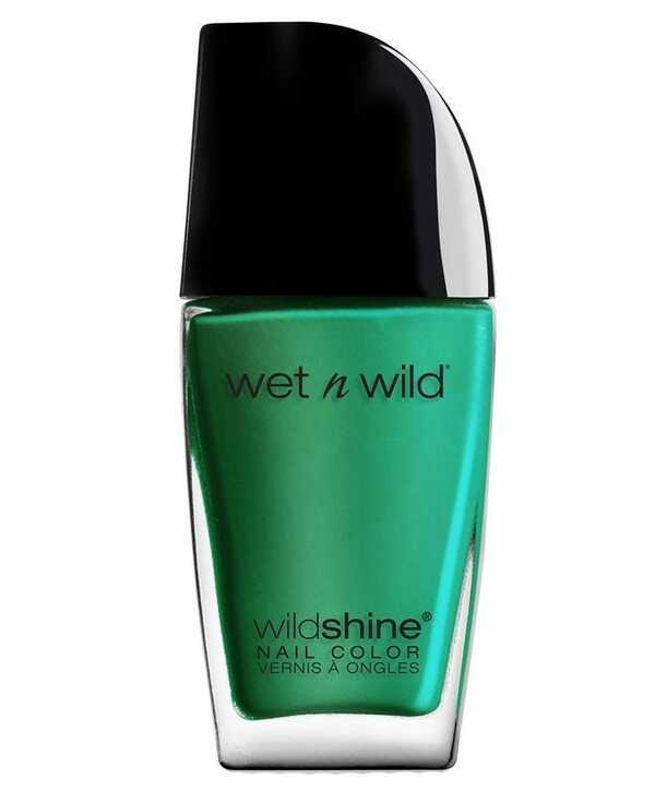 Nail polish swatch / manicure of shade wet n wild Do Pass Go