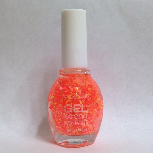 Nail polish swatch / manicure of shade Broadway Moscato Rose
