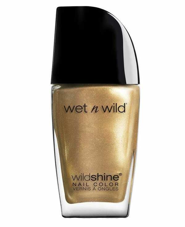 Nail polish swatch / manicure of shade wet n wild Ready to Propose