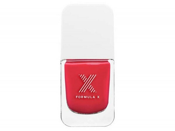 Nail polish swatch / manicure of shade Formula X Power Source