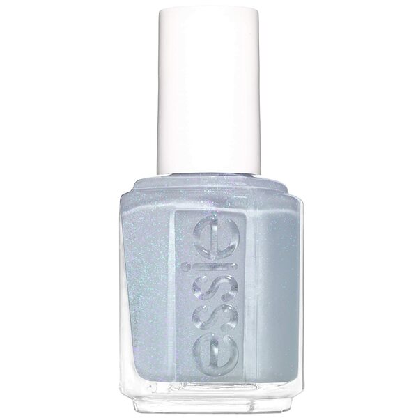 Nail polish swatch / manicure of shade essie Make a Splash