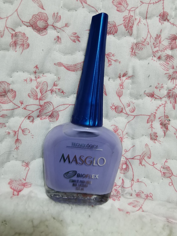 Nail polish swatch / manicure of shade Masglo Tecnologica