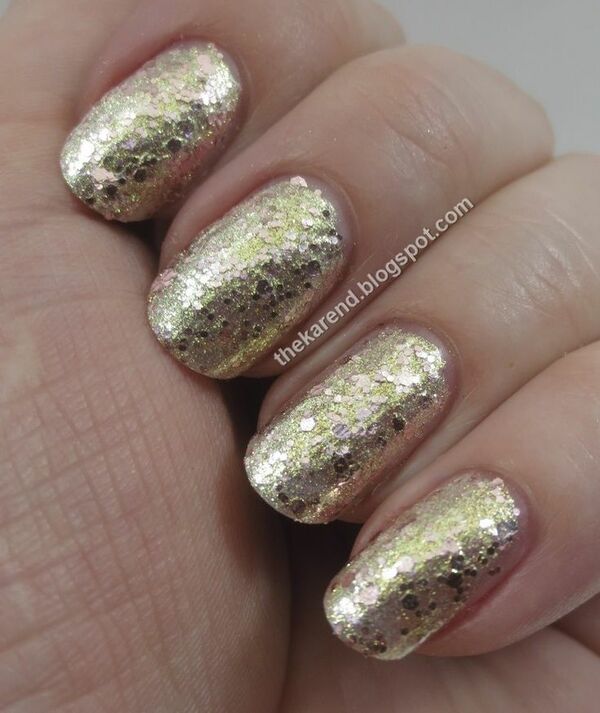Nail polish swatch / manicure of shade CinaPro Golden Ticket