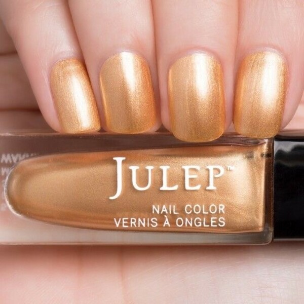 Nail polish swatch / manicure of shade Julep Nikosi