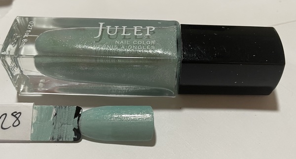 Nail polish swatch / manicure of shade Julep Roberta
