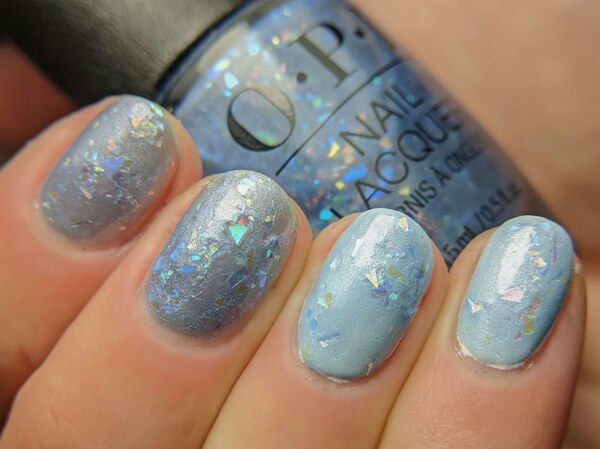 Nail polish swatch / manicure of shade OPI Bling It On!