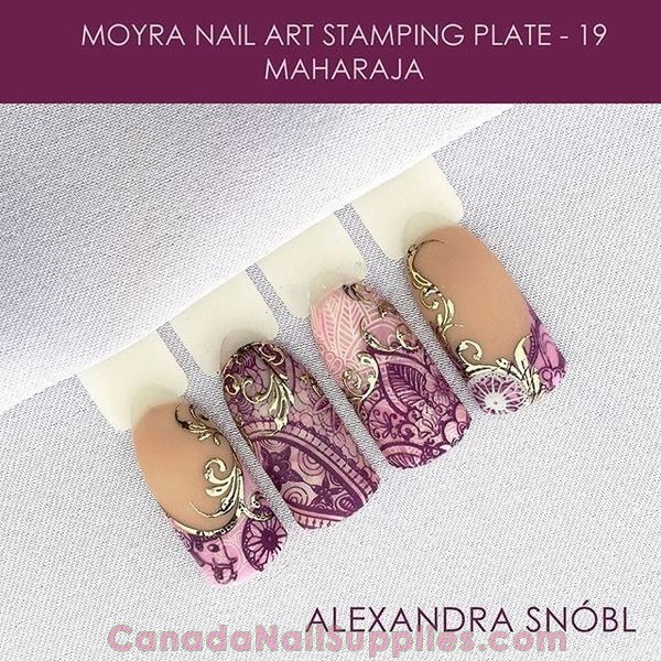 Nail polish swatch / manicure of shade Moyra Maharaja