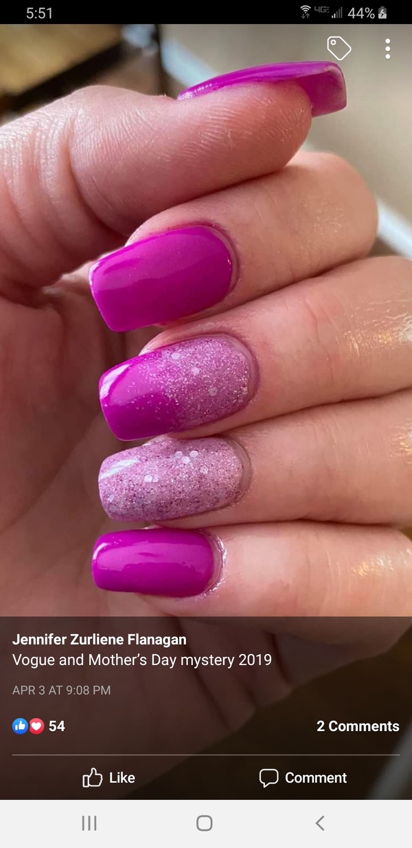 Nail polish swatch / manicure of shade Revel 2019 Mother's Day Freebie