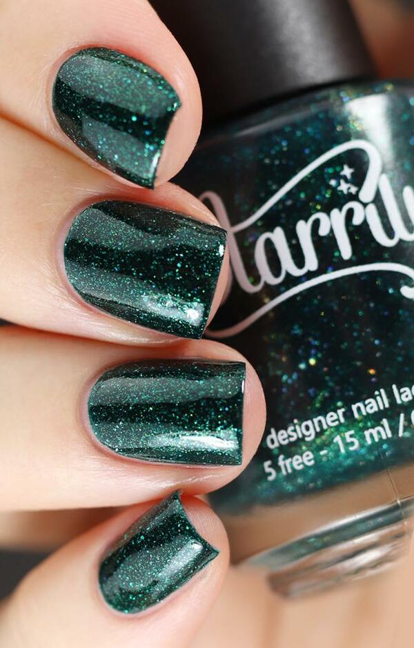 Nail polish swatch / manicure of shade Starrily Terra