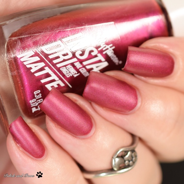 Nail polish swatch / manicure of shade Sally Hansen molten mauve