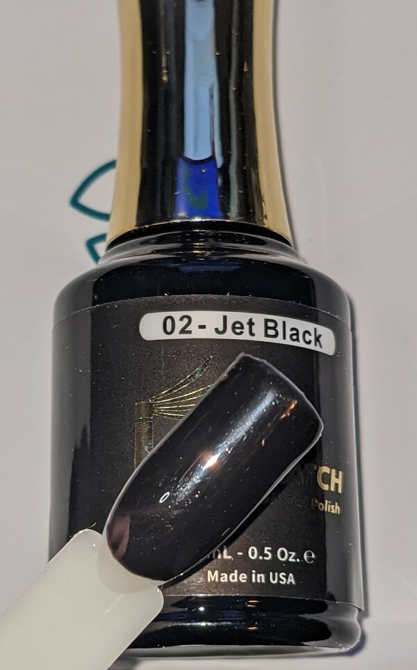 Nail polish swatch / manicure of shade Igel Jet Black