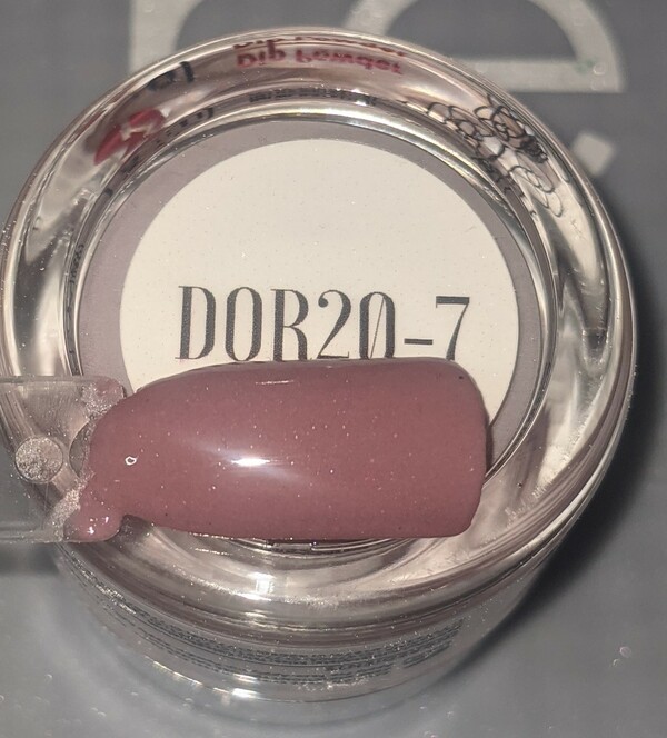 Nail polish swatch / manicure of shade Revel DOR20-7