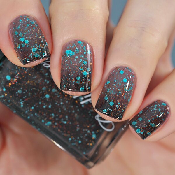 Nail polish swatch / manicure of shade Cadillacquer Night Goddess