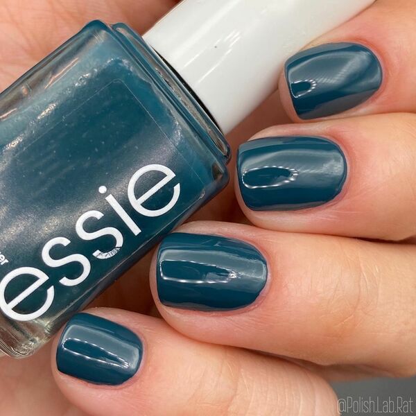 Nail polish swatch / manicure of shade essie In plane view