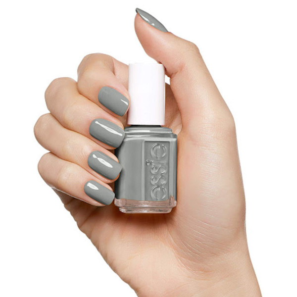 Nail polish swatch / manicure of shade essie Serene slate