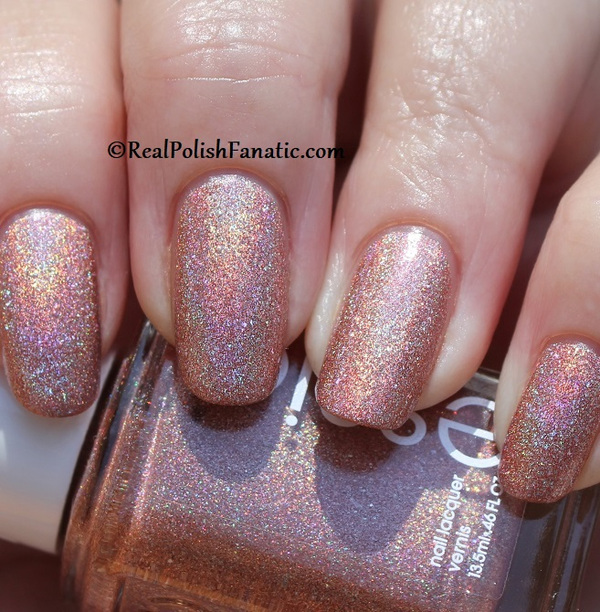 Nail polish swatch / manicure of shade essie Gorge-ous geodes
