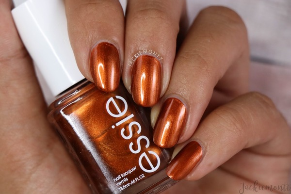 Nail polish swatch / manicure of shade essie Rust-worthy