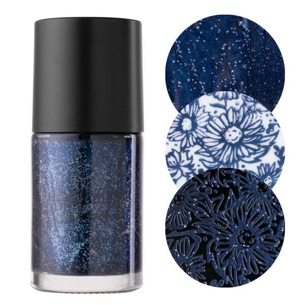 Nail polish swatch / manicure of shade Maniology Celestial