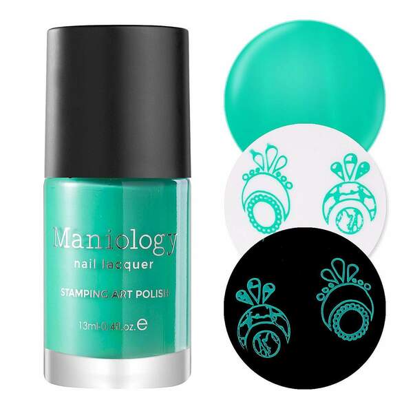 Nail polish swatch / manicure of shade Maniology Turquoise