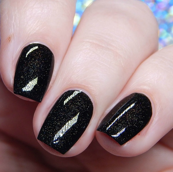 Nail polish swatch / manicure of shade A England The Raven