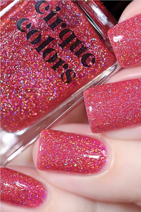 Nail polish swatch / manicure of shade Cirque Colors Padparadscha