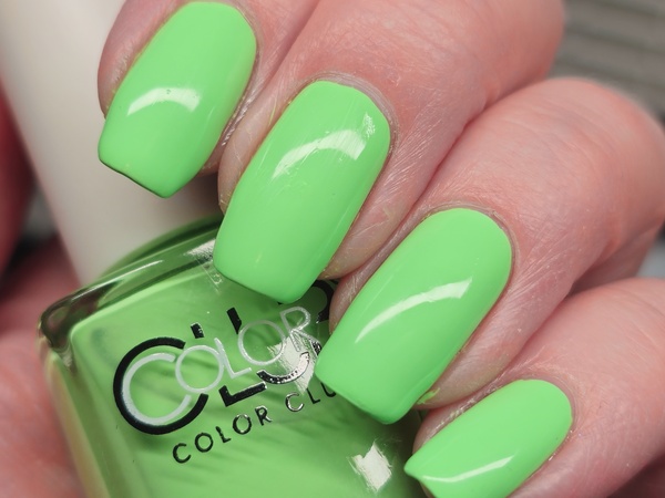 Nail polish swatch / manicure of shade Color Club It's All in the Attitude