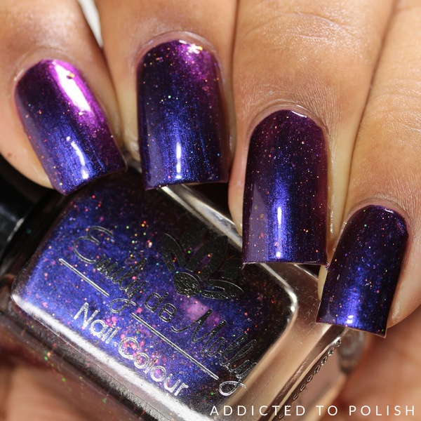 Nail polish swatch / manicure of shade Emily de Molly Royal Dye